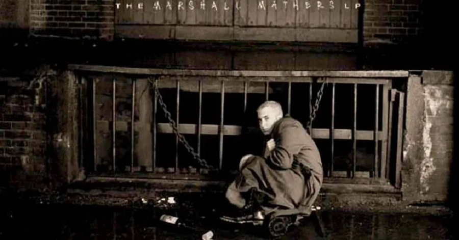 Pochette de l'album The Marshall Mathers LP d'Eminem
